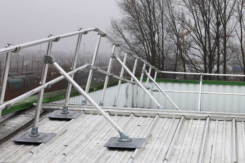 KeeGuard Topfix edge protection for standing seam and metal profile roofs