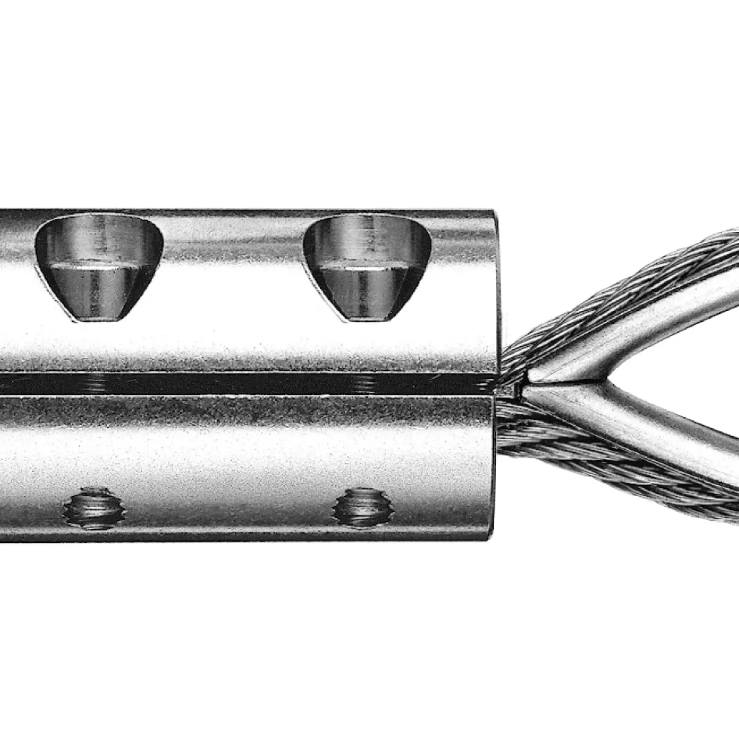 2-part loop clamp with thimble self-assembly