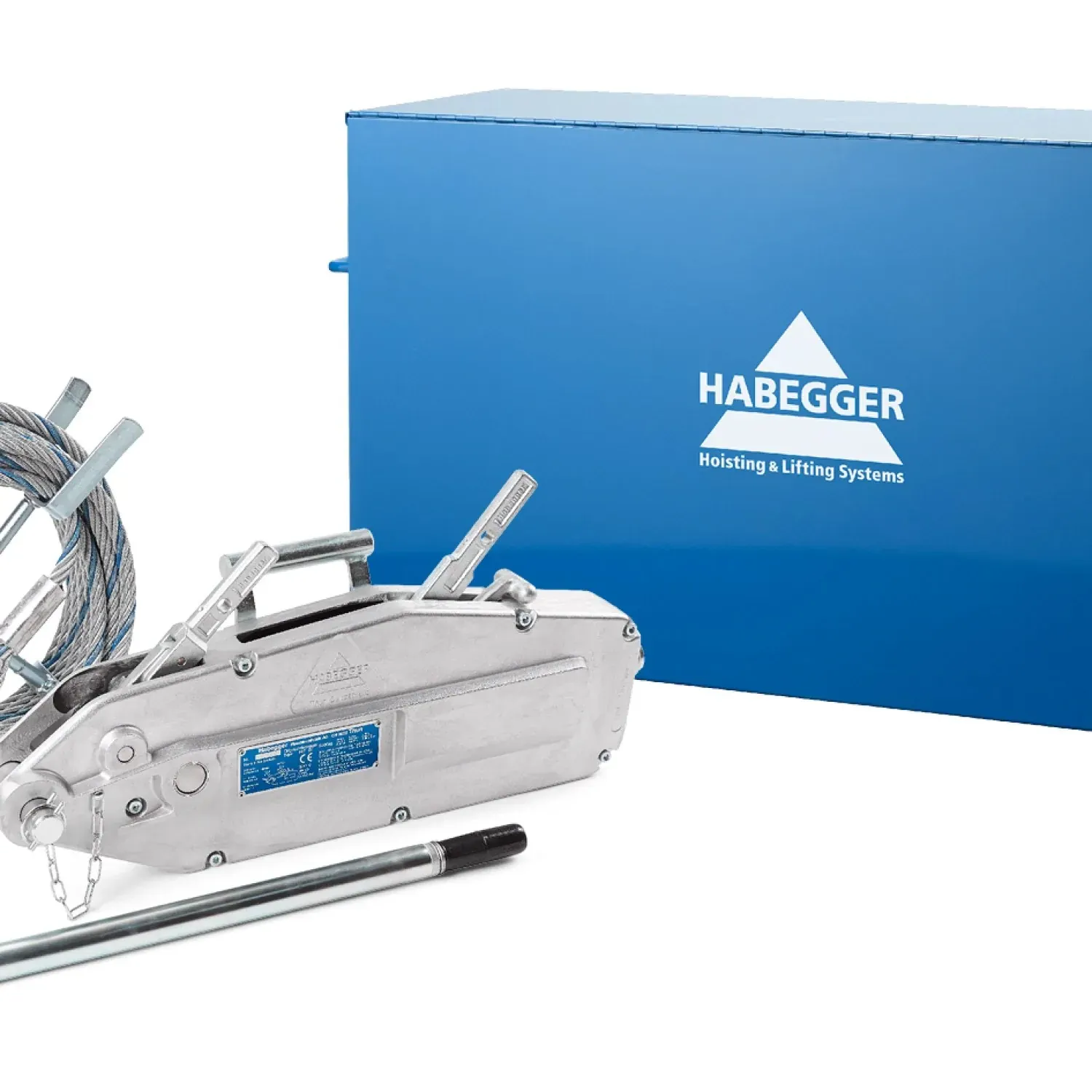 Habegger HIT-32 manual rope hoist with lever tube, rope and a storage box
